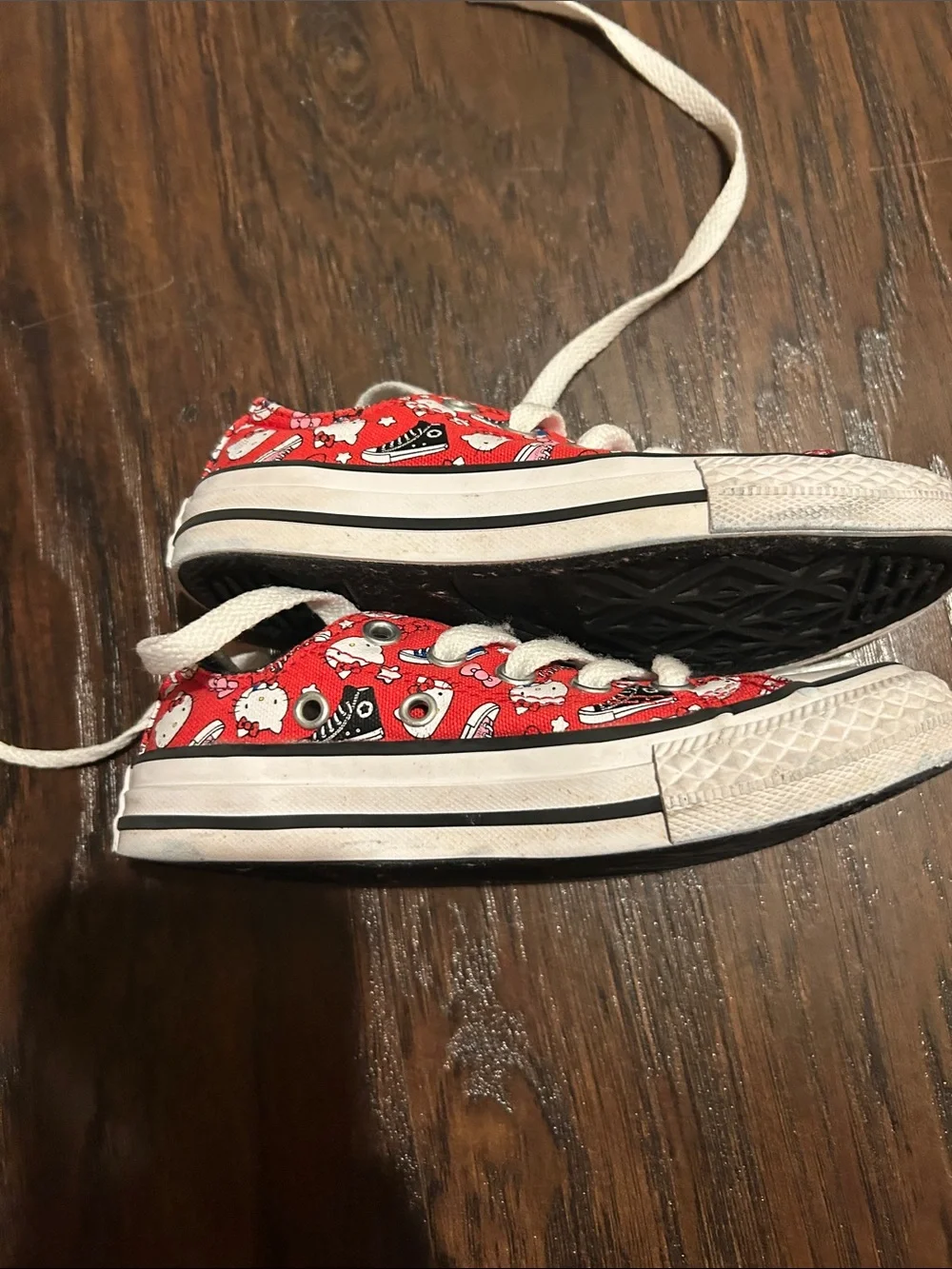 Converse Hello Kitty Kids Red Low-Top Sneakers